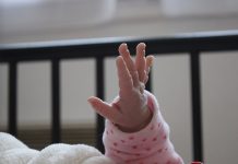 Câți copii au fost părăsiți în maternități în primul trimestru din acest an