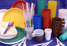 Guvernul pregătește TAXE pentru folosirea paharelor și caserolelor din plastic!
