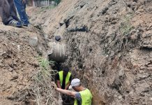 VIDEO: Lucrări execrabile executate de o firmă din Băilești la rețeaua de canalizare din Brănești! S-a lăsat cu amenințări