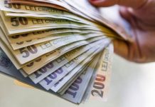 Anunțul Casei de Pensii privind ajutorul de 700 de lei