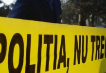 Crimă oribilă la Runcu! Și-a omorât mama cu toporul!