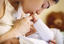 Organizația Salvați Copiii România: 190 de adolescente din Gorj au devenit mame