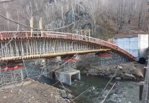 FOTO: Cum arată noul pod de la Lainici aflat în construcție!