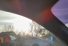 Târgu Jiu: Cu mașina, direct în gard