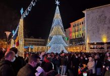 Târgu Jiu: A fost aprins iluminatul festiv