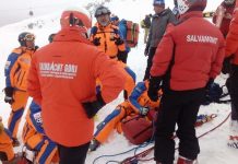 Turiști salvați de pe munte