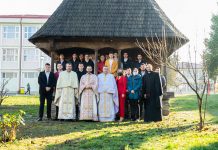 Slujbă de sfințire în cadrul Liceului Teologic „Sfântul Nicodim” din Târgu-Jiu