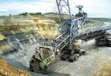 Lipsă front de lucru, excavatoare împotmolite! Cariera Roșiuța are trei utilaje trase pe dreapta