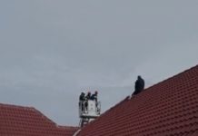 Protestatarul amendat de inspectorii de muncă are, din partea ITM, și două plângeri penale, fiind cercetat și pentru ultraj