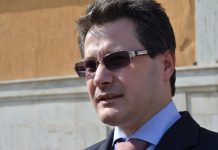 Gorjeni de top, decorați de Iohannis