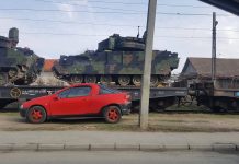 Tancuri transportate pe calea ferată din Târgu Jiu