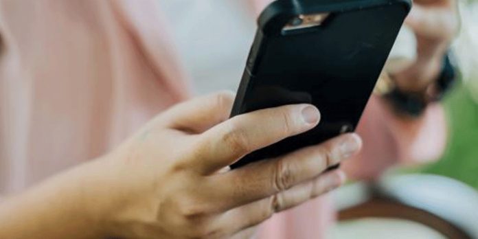 talharie-calificata-furt-telefon-mobil-la-Botosani