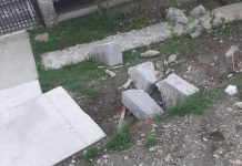 Primarul de Bustuchin a distrus două capete de pod, cu Dusterul primăriei! Edilului Ciocea i s-a pus fiola