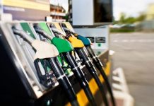 Ciucă cere Ministerelor Energiei și Finanțelor să verifice prețurile la carburanți