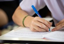 Încă două medii de 10 la Evaluarea Națională