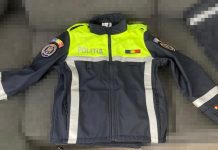 Critică noile uniforme ale poliției