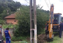 Avarie la conducta de apă ce alimentează Ploștina