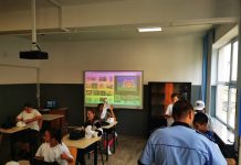 Elevi de gimnaziu, din Târgu-Jiu, au aflat de la polițiști care sunt riscurile din mediul online – ROCyberex, proiect de prevenire a criminalității pe internet