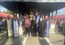 Primarul Drăgoescu de la Fărcășești ridică o biserică nouă în Peșteana de Jos. Mitropolitul Olteniei, încântat de noua investiție