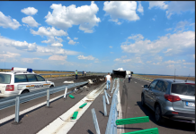 FOTO| Mașină plină cu cărbune, răsturnată la Slatina!