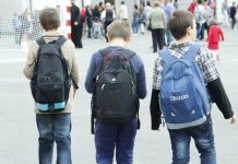 Pregătiri pentru noul an școlar. Admiterea la liceu, fără media claselor 5-8