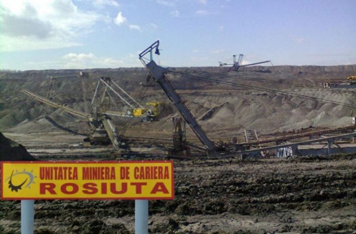 Arestați pentru furt de suluri de bandă din cauciuc, din Cariera Roșiuța