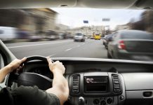 Condamnat să muncească la grădiniță după ce a fost prins fără permis