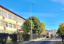 Târgu-Jiu: Covor asfaltic nou pe Strada Liviu Rebreanu