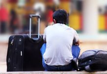 Număr uriaș de români plecați din țară