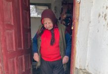 Pachete cu alimente pentru 80 de familii din Scoarța!