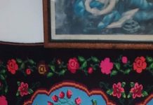 Ajutoare oferite de un consilier pentru persoanele nevoiașe din Aninoasa