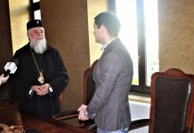 Arhiepiscopia Craiovei a donat aparatură medicală Spitalului de Urgență Târgu-Cărbunești