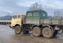 Minerii merg pe jos. Tanchetele îi sperie!