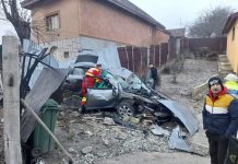 Accident cu victime la Vârț! Daună totală pentru autoturism, patru victime
