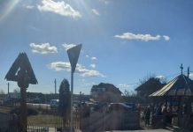 Mașină răsturnată la Scoarța