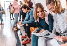 50.000 de studenți vor primi vouchere în valoare de 1.500 de lei