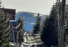 Strada Gilortului din Rânca este ca după război: ,,Este drumul spre biserică. Noi cum luăm Paștile?!”