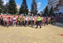 Târgu Jiu: Zeci de copii – pe biciclete, premiați de Poliție