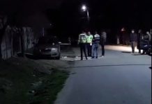 VIDEO: Localnic în căruciorul cu rotile, cu dosar penal pentru amenințare! A aruncat o sticlă de benzină pe mașina Primăriei Brănești