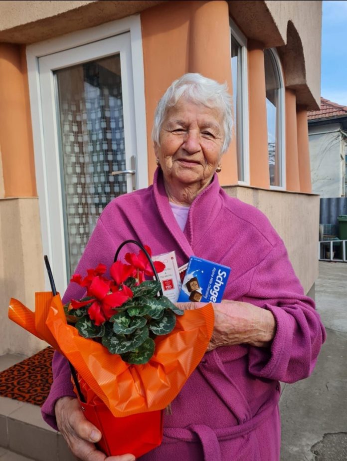 b1380f08-dbca-4d74-b873-52adc945c6da