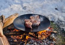 VIDEO: Rețeta săptămânii – Cooking Adventures In The Nature: Mai multe tehnici de gătit pe foc, la zile festive!