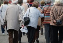 Câți pensionari primesc indemnizație socială
