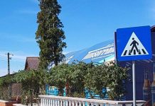 Magazinul mixt și terasa din fosta parcare a minerilor, din Motru, funcționau ilegal! Autorizație ANULATĂ