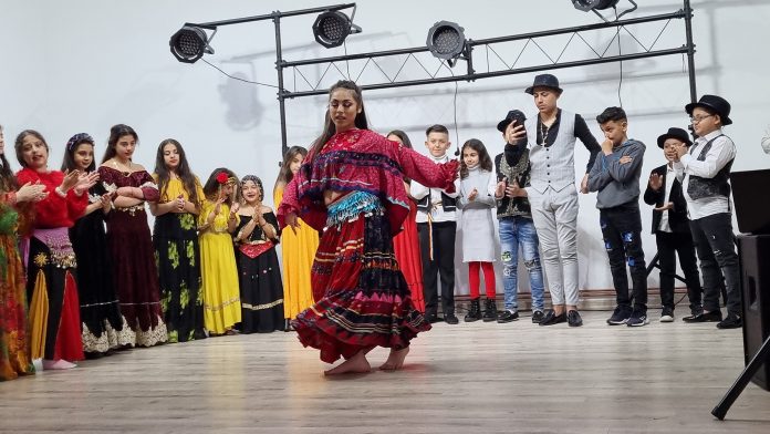 ziua romilor Scoarta (2)