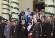 Biserica «Sfinţii Împăraţi Constantin şi Elena» din Municipiul Târgu-Jiu şi-a sărbătorit hramul! – HRISTOS A ÎNVIAT! ADEVĂRAT A ÎNVIAT! – Pe Sfinţii Împăraţi, Constantin şi Elena, îi cinstim astăzi, tocmai în această Duminică sfântă a vindecării orbului din naştere, ca şi noi să-i urmăm în viaţa noastră!