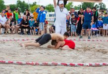 Trei tineri luptători de la CSM, la Costinești