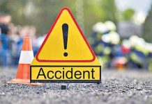 Cărbunești: Un șofer băut a avariat un autoturism și apoi a intrat în șanț cu mașina pe care o conducea