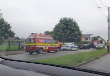 Târgu Jiu, UPDATE: A scăpat cu viață după ce s-a răsturnat cu mașina