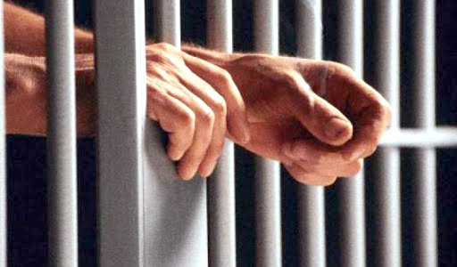 Condamnat pentru ultraj, dus în penitenciar