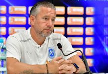 Debut greu pentru Reghecampf